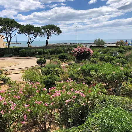 T2 4/5 Personnes Avec Vue Mer, Acces Plage, Parking Prive - Fr-1-472-204